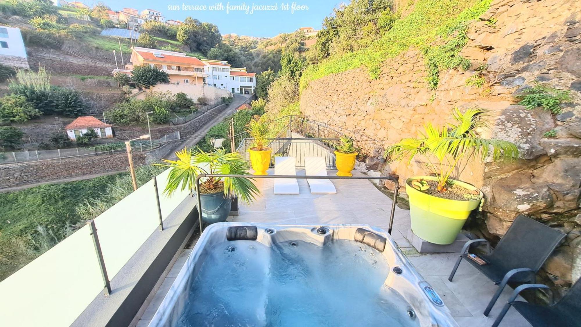 Espirito Do Mar - Premium Villa With Jacuzzi Estreito Da Calheta Exteriör bild